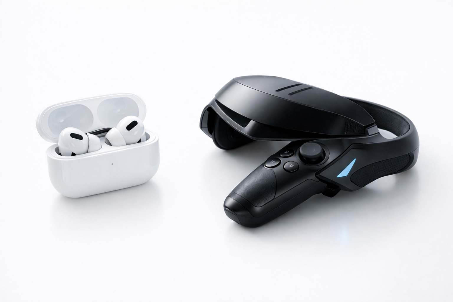 純白桌面上的 AirPods 充電盒與 HTC VIVE 控制器